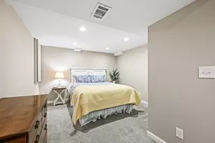 N51W16948 Fair Oak Pkwy, Menomonee Falls, WI 53051 - Photo 36