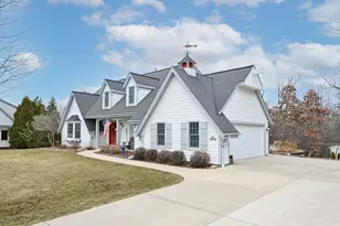 N51W16948 Fair Oak Pkwy, Menomonee Falls, WI 53051 - Photo 40