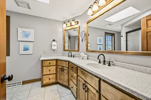N51W16948 Fair Oak Pkwy, Menomonee Falls, WI 53051 - Photo 26