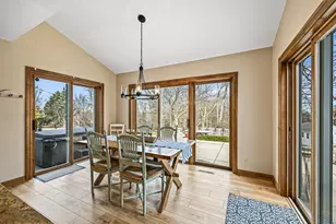 N51W16948 Fair Oak Pkwy, Menomonee Falls, WI 53051 - Photo 18