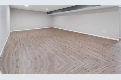 W139N6328  Bridal Wreath Ln, Menomonee Falls, WI 53051 - Photo 38