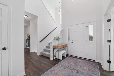 W139N6328  Bridal Wreath Ln, Menomonee Falls, WI 53051 - Photo 4