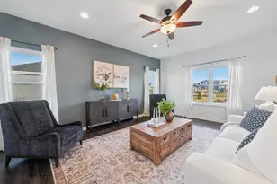 W139N6328 Bridal Wreath Ln, Menomonee Falls, WI 53051 - Photo 14