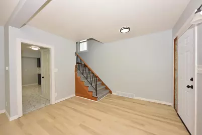 2129 N 47th St, Milwaukee, WI 53208 - Photo 10
