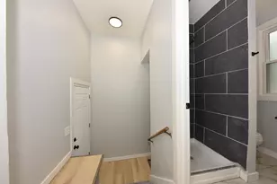 2129 N 47th St, Milwaukee, WI 53208 - Photo 8