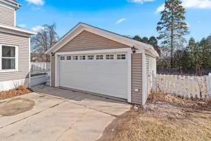 523 N 5th St, Manitowoc, WI 54220 - Photo 46