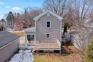 523 N 5th St, Manitowoc, WI 54220 - Photo 8