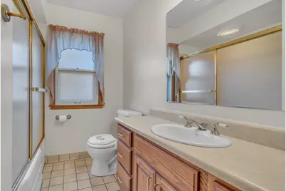 1716  Norma Ct, Sheboygan, WI 53081 - Photo 12