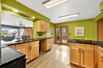 3220 S 44th St, Greenfield, WI 53219 - Photo 16