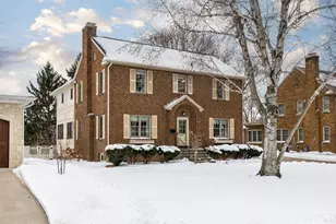 2532 Edgewood Pl, La Crosse, WI 54601 - Photo 2