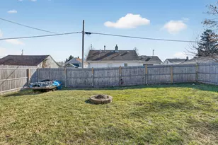 7621 40th Ave, Kenosha, WI 53142 - Photo 16