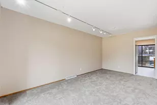 9156 N 70th St, Milwaukee, WI 53223 - Photo 6