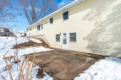 1329  Johnson St, Onalaska, WI 54650 - Photo 6