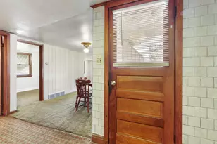 W1375 Glenwood Rd, Bloomfield, WI 53147 - Photo 2