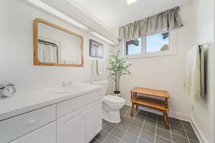 5001 S 10th St, Manitowoc, WI 54220 - Photo 36