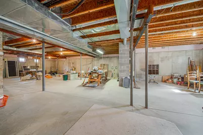 5001  S 10th St, Manitowoc, WI 54220 - Photo 38