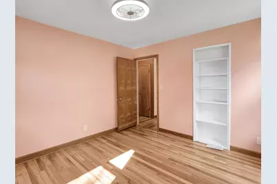 1502 E Tripoli Ave, Milwaukee, WI 53207 - Photo 14