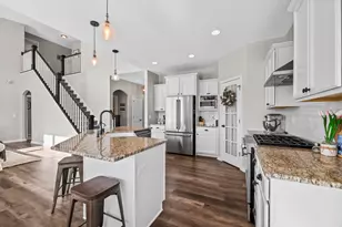 1425 Isabel Ln, Burlington, WI 53105 - Photo 18