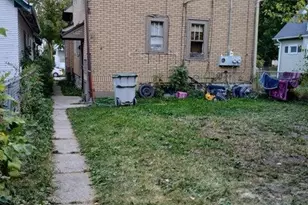 3214 W Fairmount Ave, Milwaukee, WI 53209 - Photo 2