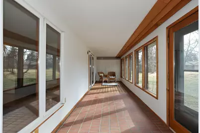 305 E Forest Hill Ave, Oak Creek, WI 53154 - Photo 16