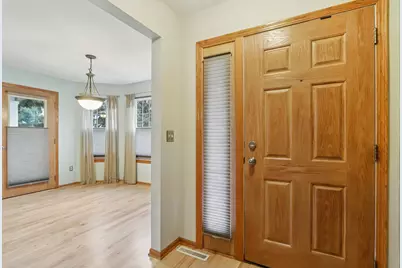 7011 W Rawson Ave, Franklin, WI 53132 - Photo 2