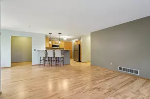 7011 W Rawson Ave, Franklin, WI 53132 - Photo 8