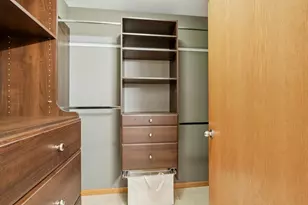 7011 W Rawson Ave, Franklin, WI 53132 - Photo 20