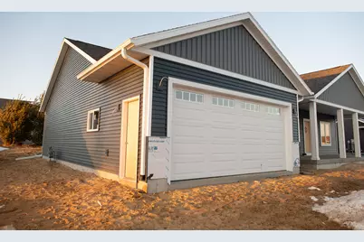 2350  Hanson Pl, Sparta, WI 54656 - Photo 4