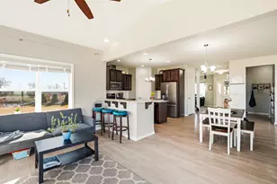 12940 79th Pl, Bristol, WI 53104 - Photo 16