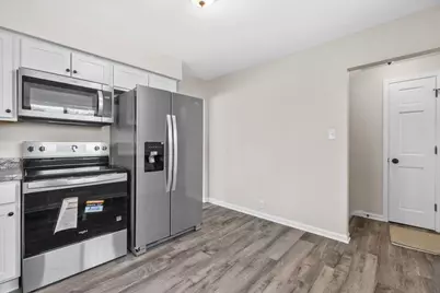 4655 N 20th St, Milwaukee, WI 53209 - Photo 4