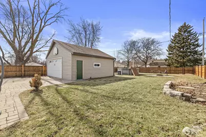 8204  15th Ave, Kenosha, WI 53143 - Photo 24