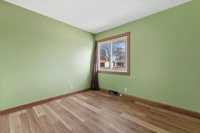 8204  15th Ave, Kenosha, WI 53143 - Photo 12