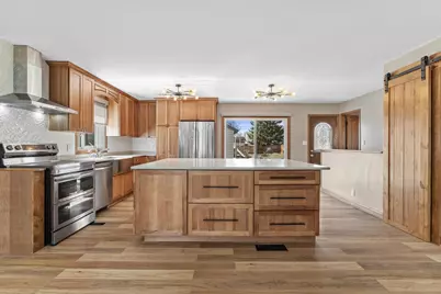 8204  15th Ave, Kenosha, WI 53143 - Photo 6