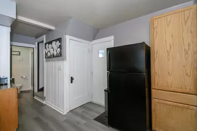 1219 S 90th St, West Allis, WI 53214 - Photo 36