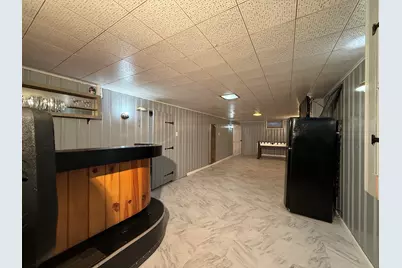 313 W Van Norman Ave, Milwaukee, WI 53207 - Photo 10