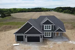 617 Talbots Woods Dr, Dousman, WI 53118 - Photo 1