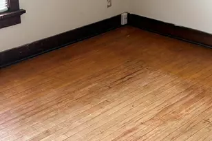 417 N 5th St, Manitowoc, WI 54220 - Photo 8