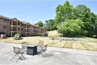 530 N Silverbrook Dr #D307, West Bend, WI 53090 - Photo 34