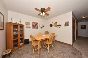 530 N Silverbrook Dr, West Bend, WI 53090 - Photo 8