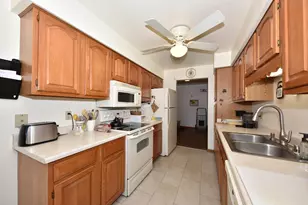 530 N Silverbrook Dr, West Bend, WI 53090 - Photo 12