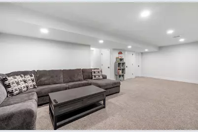 3318  Limerick Ln, Sheboygan, WI 53083 - Photo 30