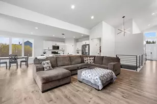 3318 Limerick Ln, Sheboygan, WI 53083 - Photo 10