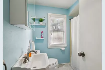 9035  W Morgan Ave, Milwaukee, WI 53228 - Photo 24