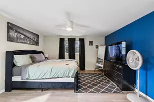 9035 W Morgan Ave, Milwaukee, WI 53228 - Photo 16