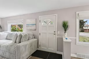 9035 W Morgan Ave, Milwaukee, WI 53228 - Photo 4