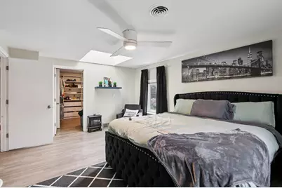 9035  W Morgan Ave, Milwaukee, WI 53228 - Photo 18