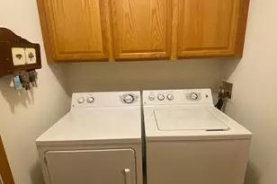 6925 Prince Dr, Racine, WI 53402 - Photo 18