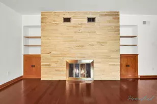 4630 W Anthony Dr, Greenfield, WI 53219 - Photo 10