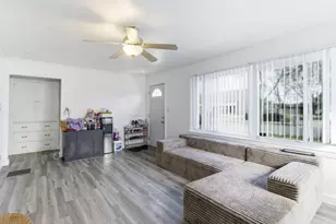 5525 N 52nd St, Milwaukee, WI 53218 - Photo 6