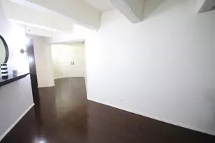 270 E Highland Ave, Milwaukee, WI 53202 - Photo 12